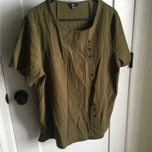 Shall We Khaki Textured Top. Size Large
